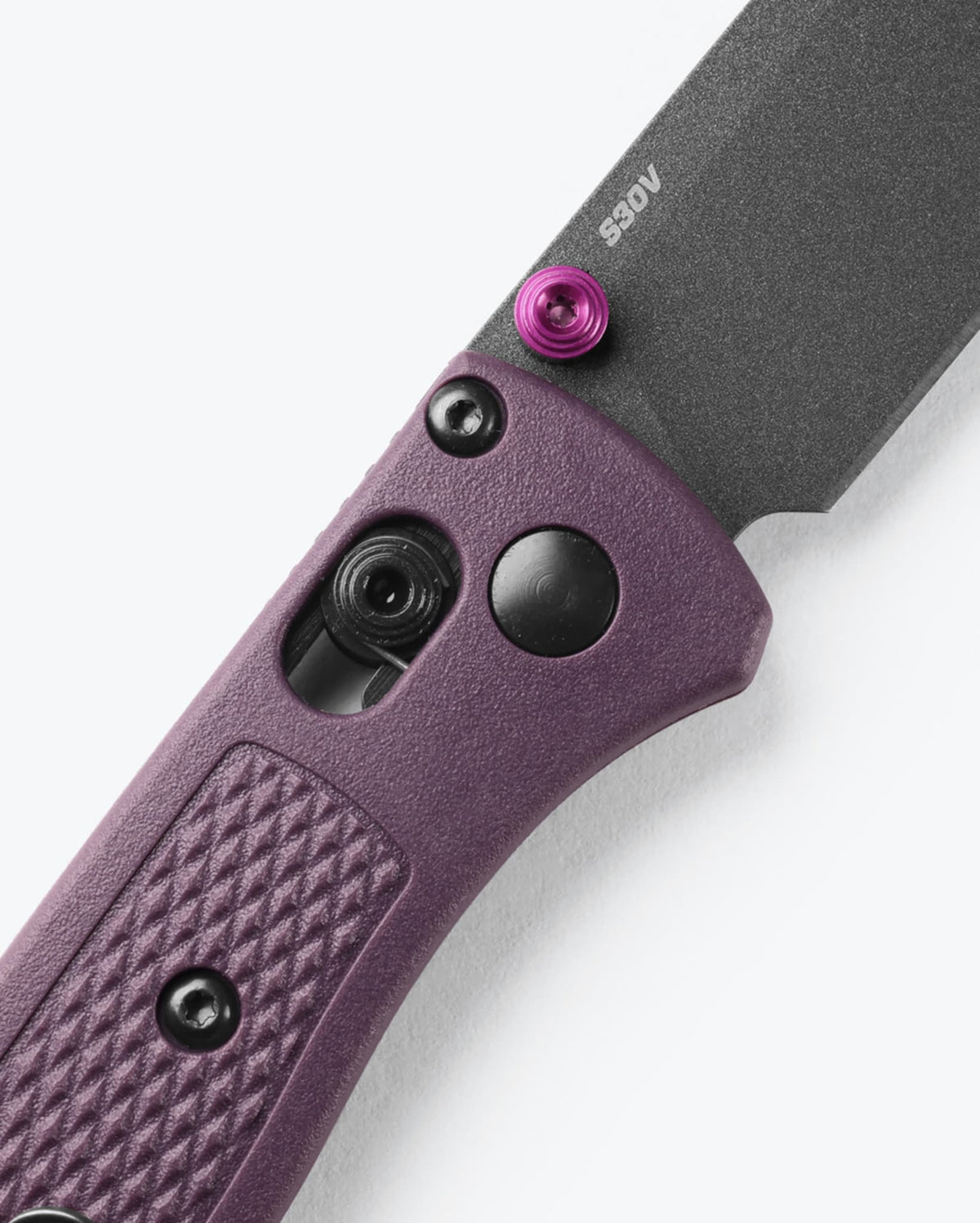 Seventh product image showing a close up of knife