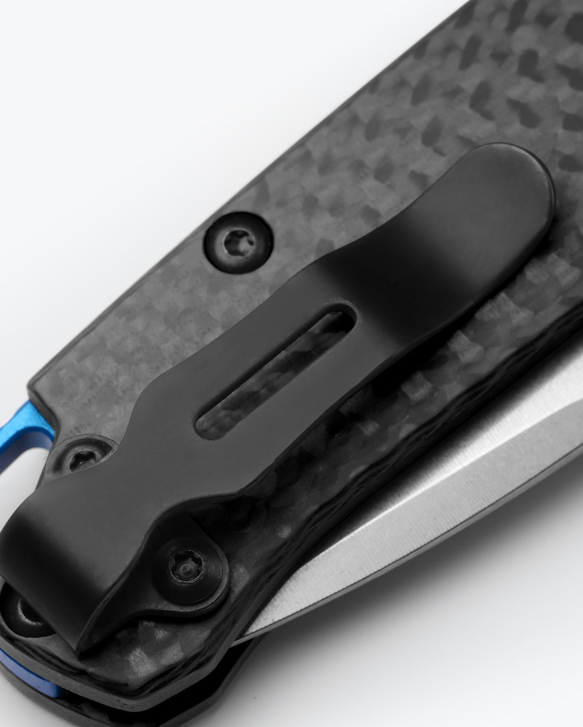 Seventh product image showing a close up of knife