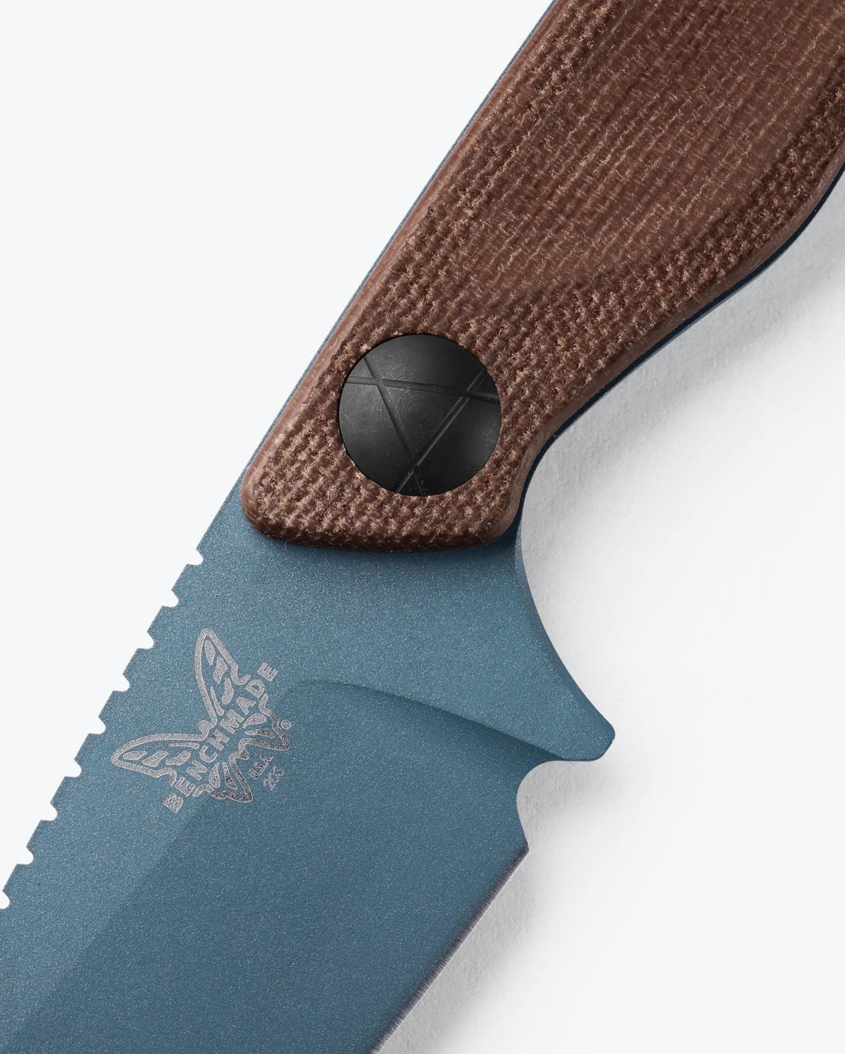 Seventh product image showing a close up of knife