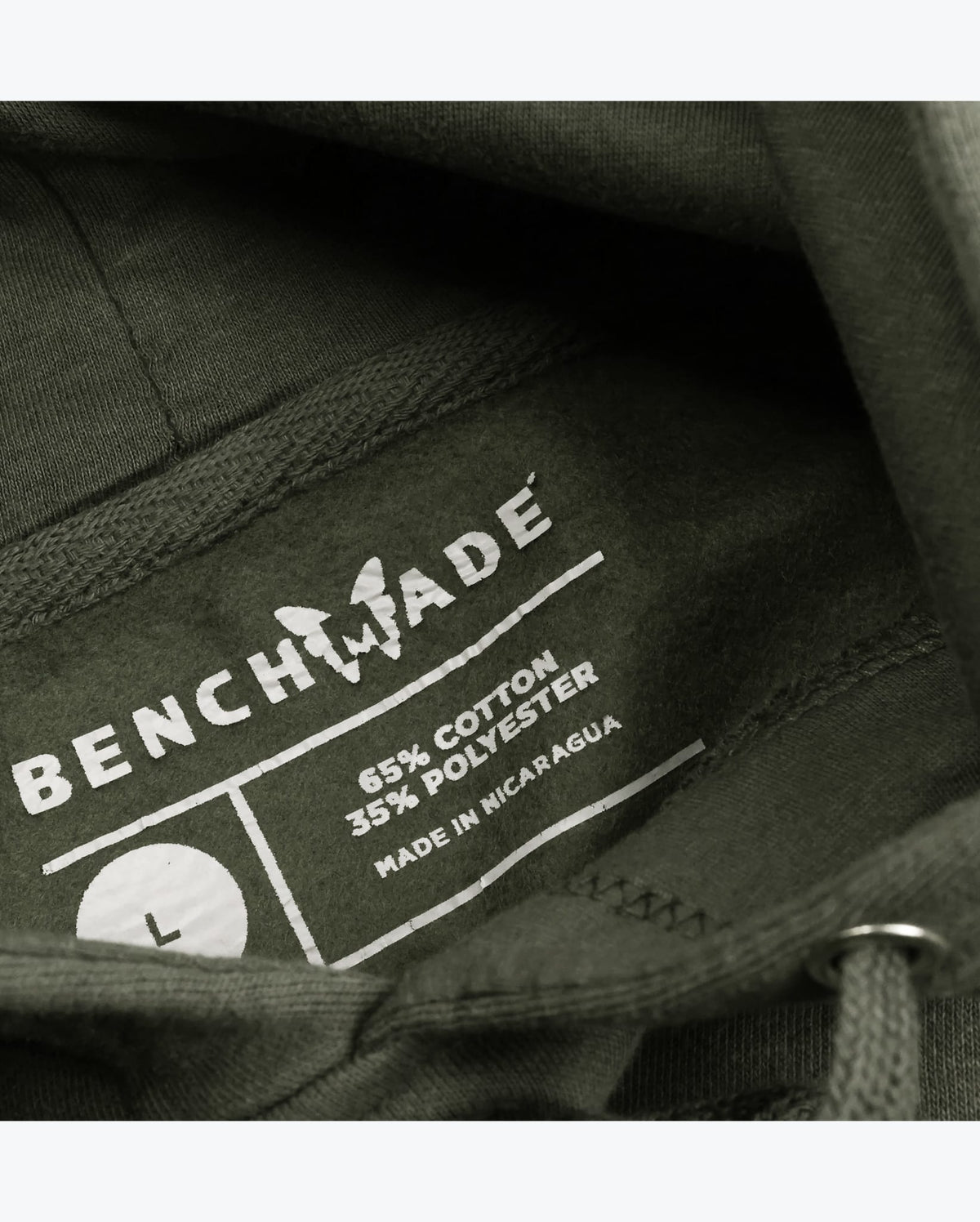 Seventh product image showing a close up of knife