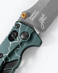 Seventh product image showing a close up of knife