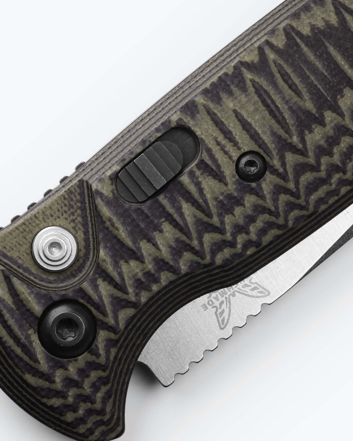 Seventh product image showing a close up of knife
