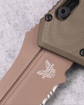 Product video showcasing knife features