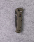 Product video showcasing knife features