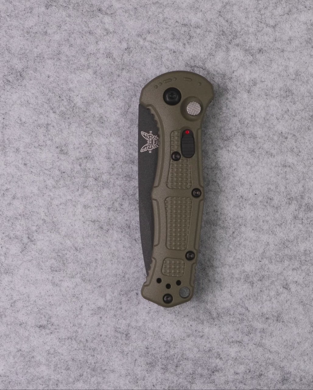 Product video showcasing knife features