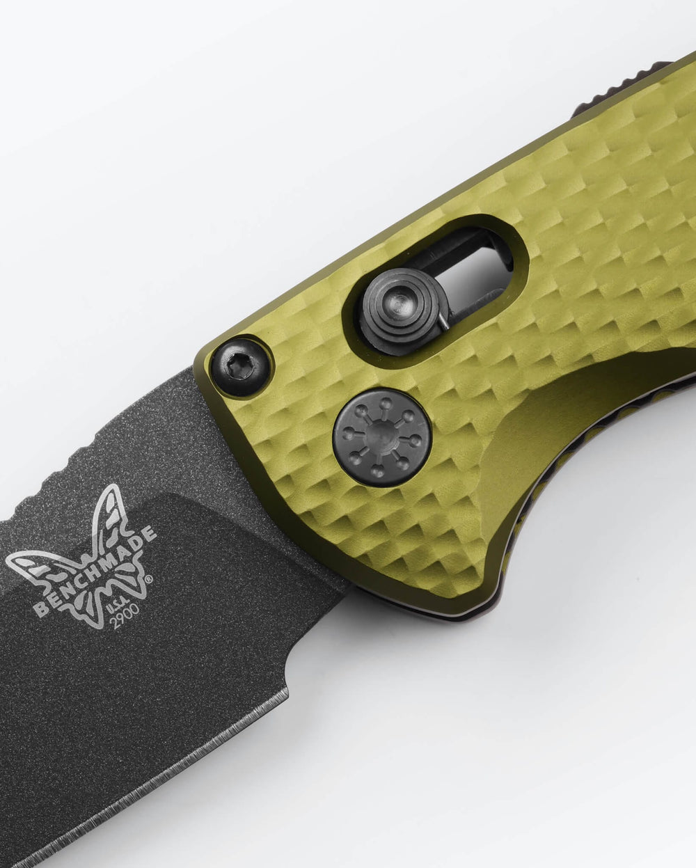 Seventh product image showing a close up of knife