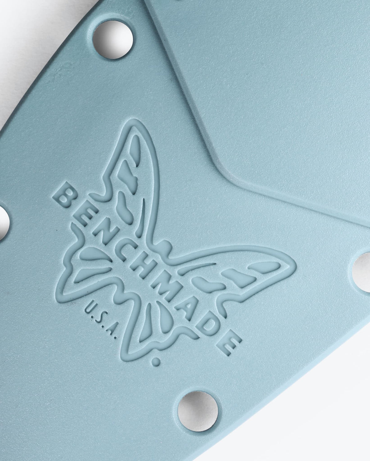 Seventh product image showing a close up of knife