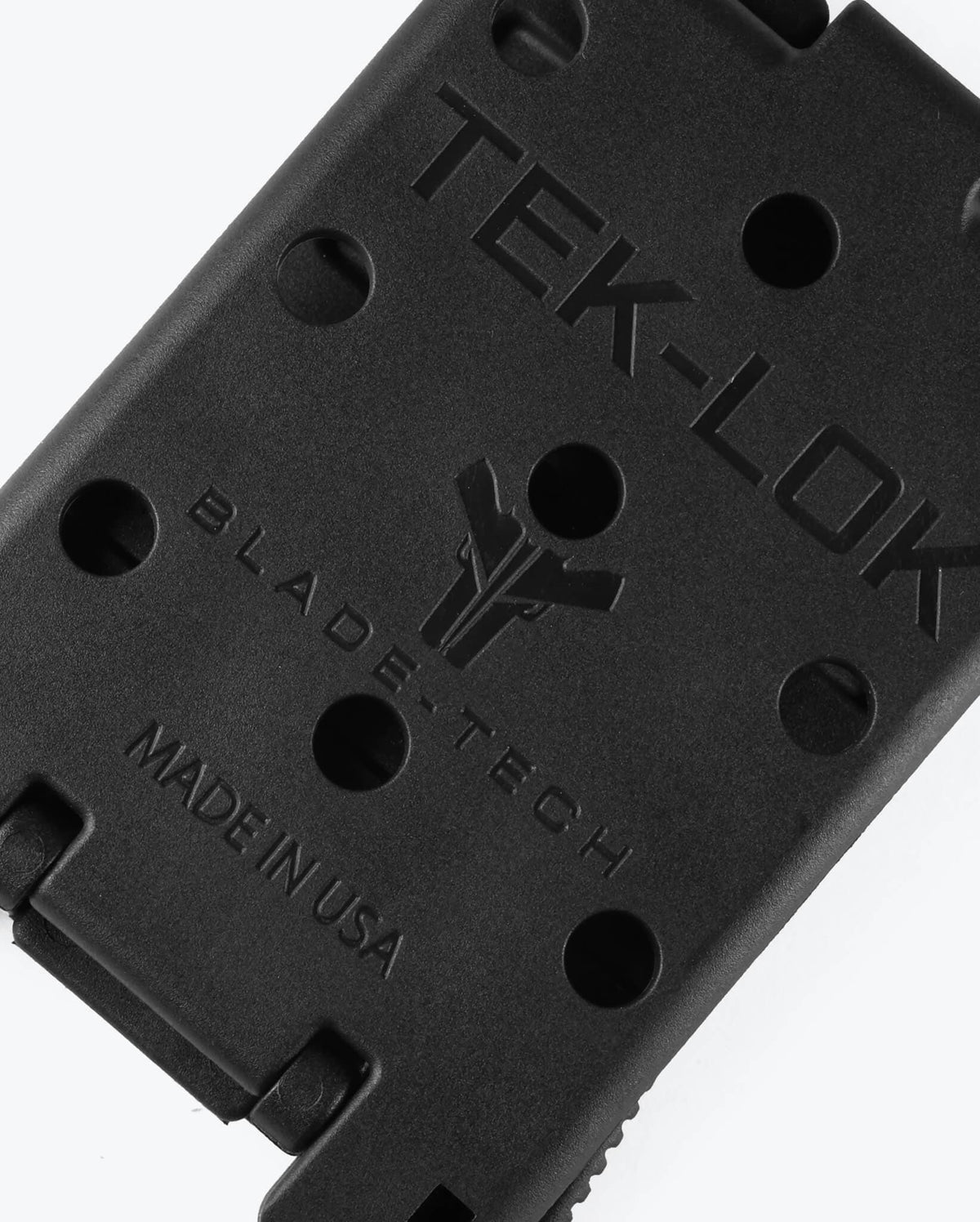 Seventh product image showing a close up of knife