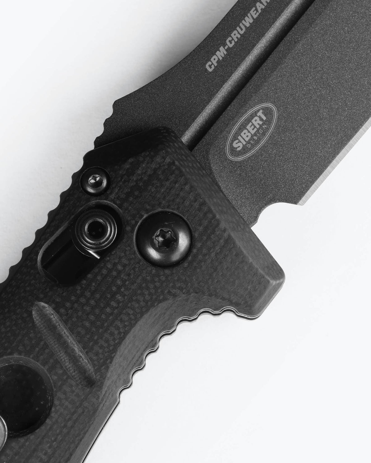 Seventh product image showing a close up of knife