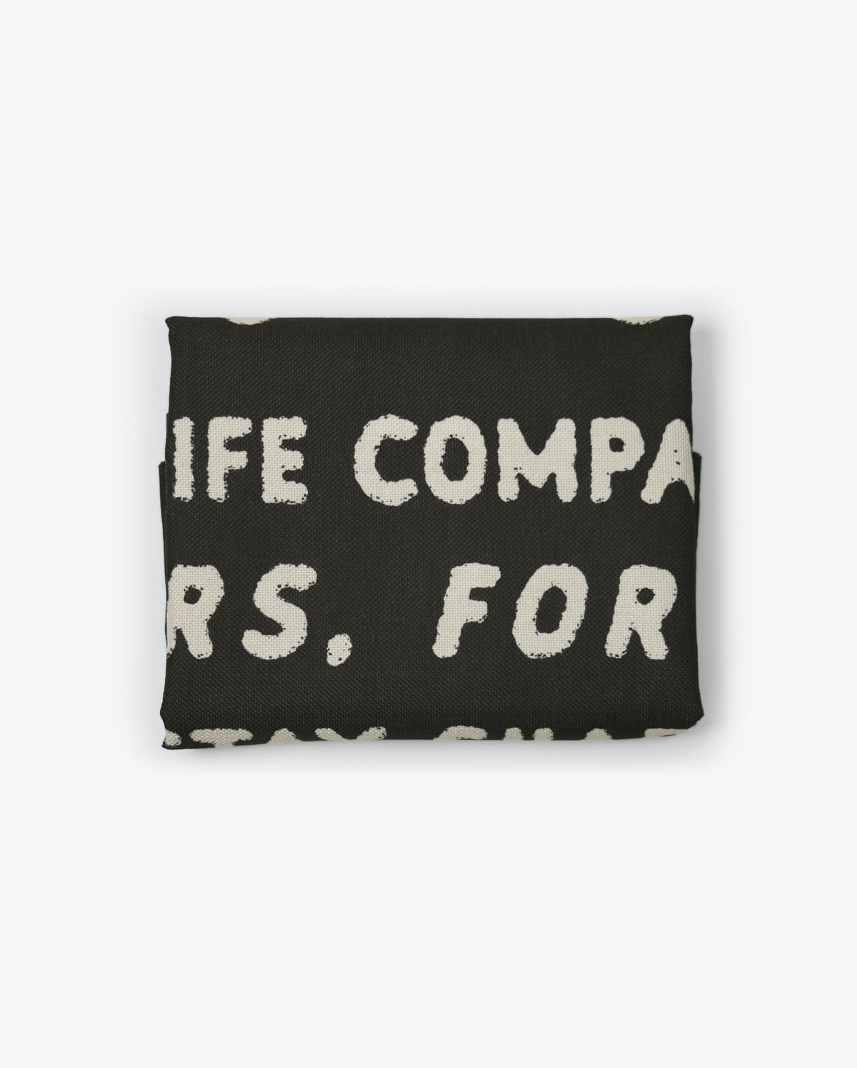 Fifth product image showing the front of knife closed